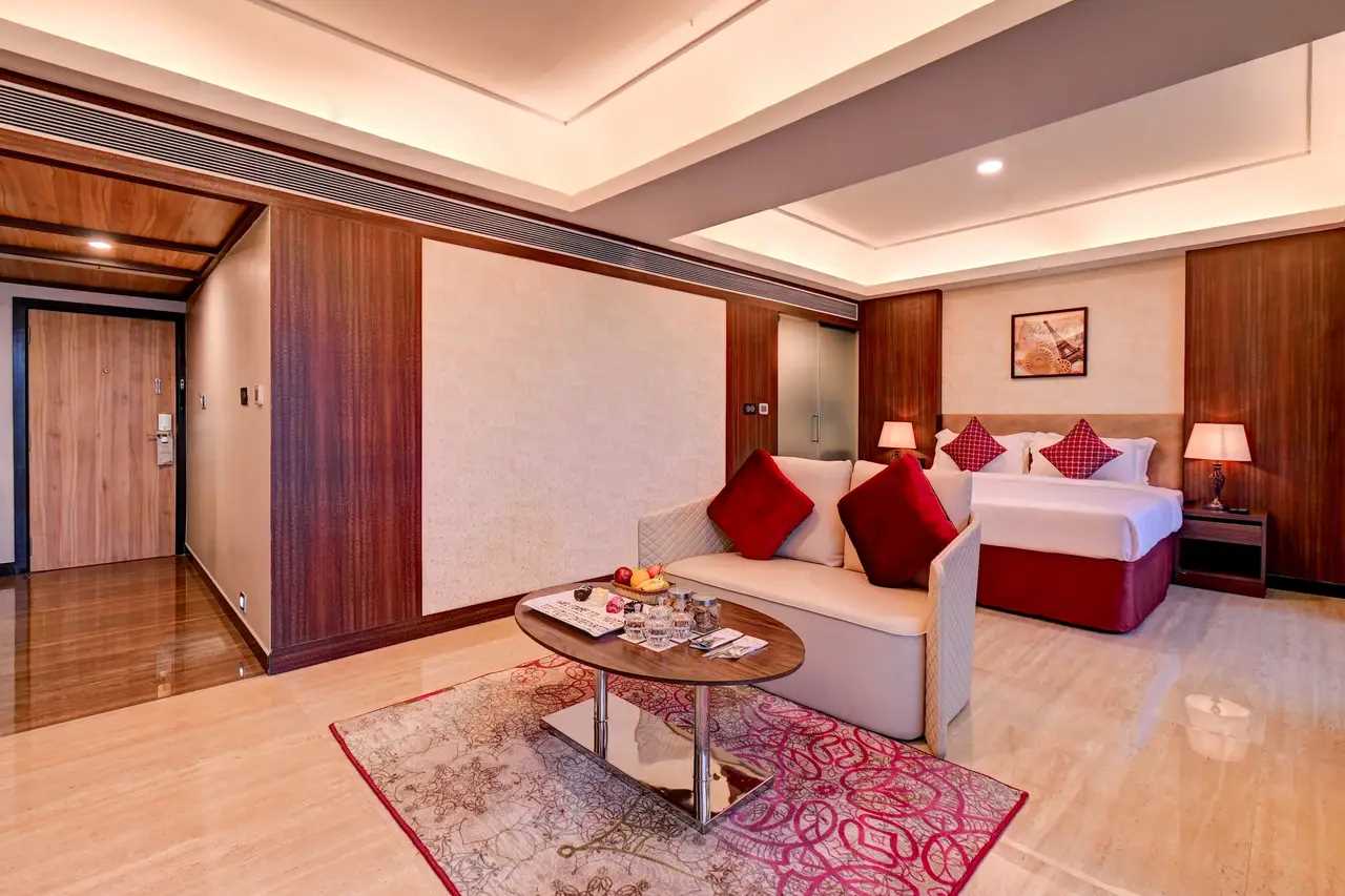 Hotel Tip Top Plaza Pune